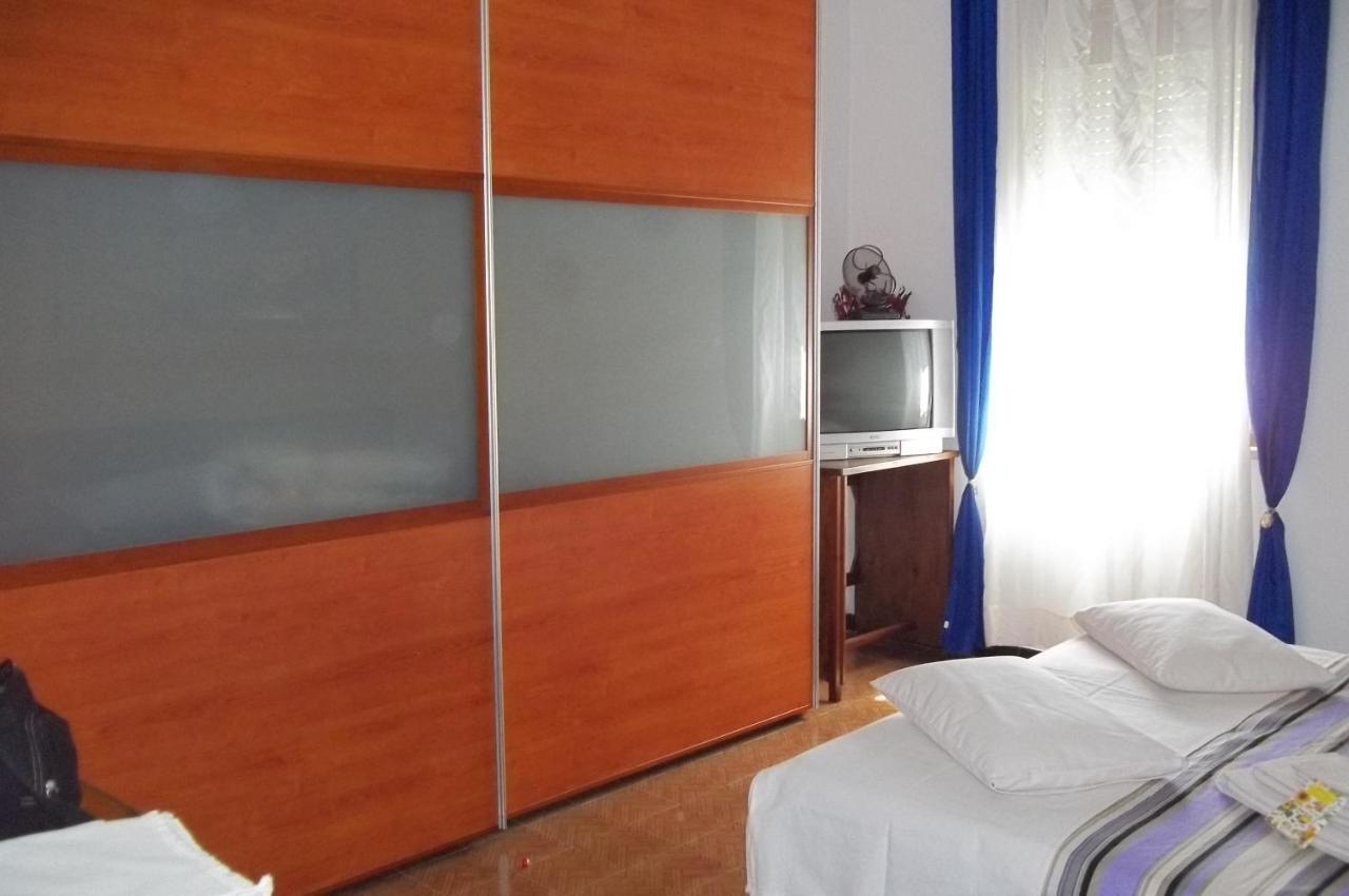 B&B Alice Santa Maria Maddalena ภายนอก รูปภาพ